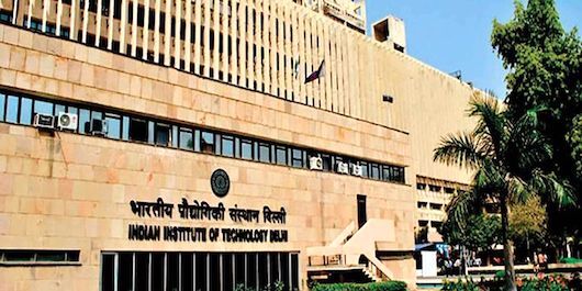 विदेश जाने के इच्छुक छात्र अब भारतीय संस्थानों में लेंगे दाखिला