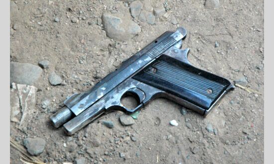 सिलसिलेवार चोरियों की वारदात एवं लूट की घटना के बाद अब दिनदहाड़े युवक पर चलाई गोली