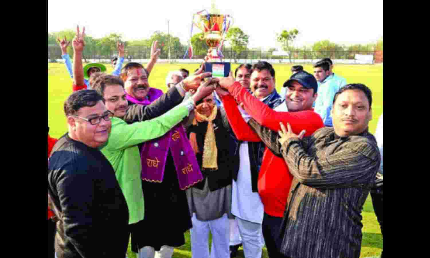 युवा  सर्राफा एकादश ने नियो की टीम को पांच विकेटों से हराया