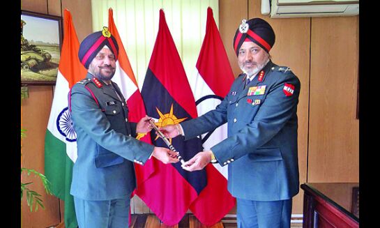 लेफ्टिनेंट जनरल एएस भिंडर ने संभाली स्ट्राईक वन कोर की कमान