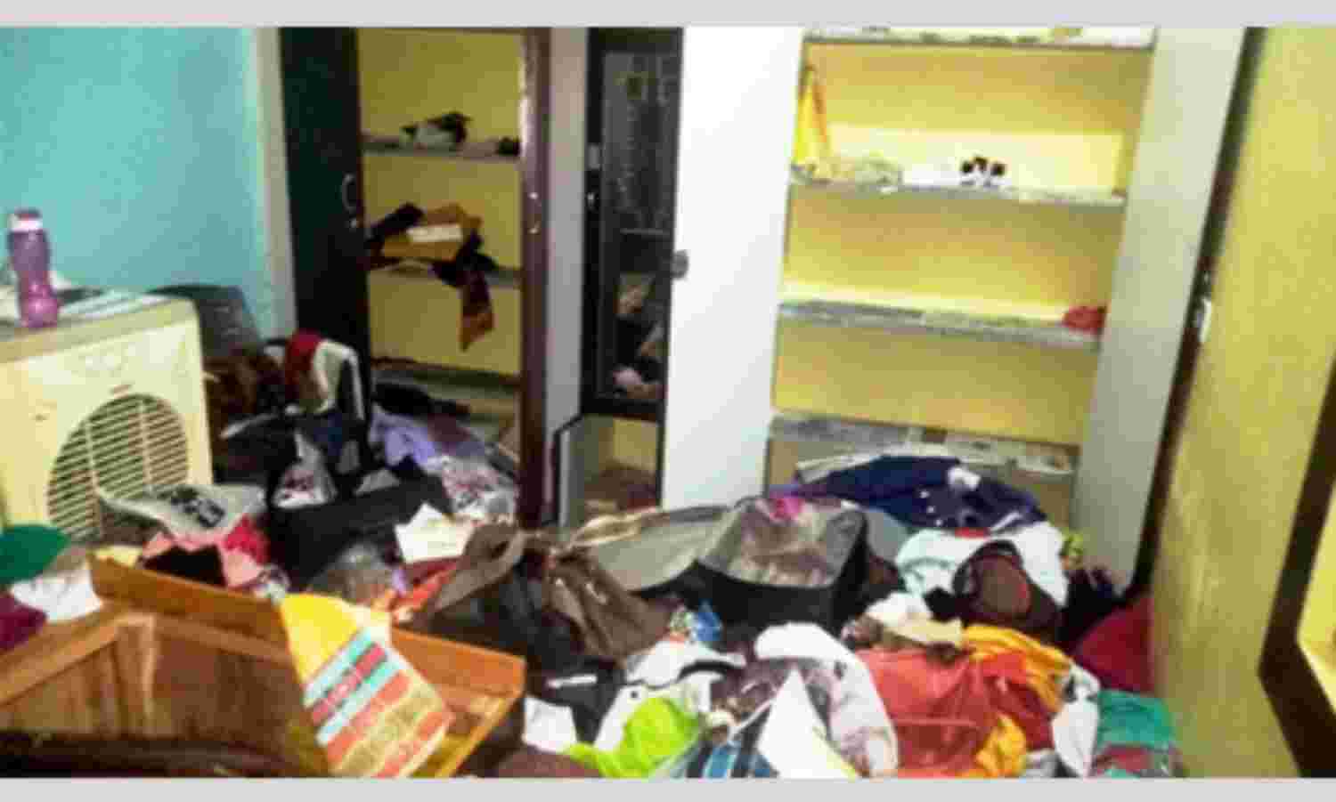 बैंक प्रबंधक के घर में चोरों का धावा, लाखों का माल पार