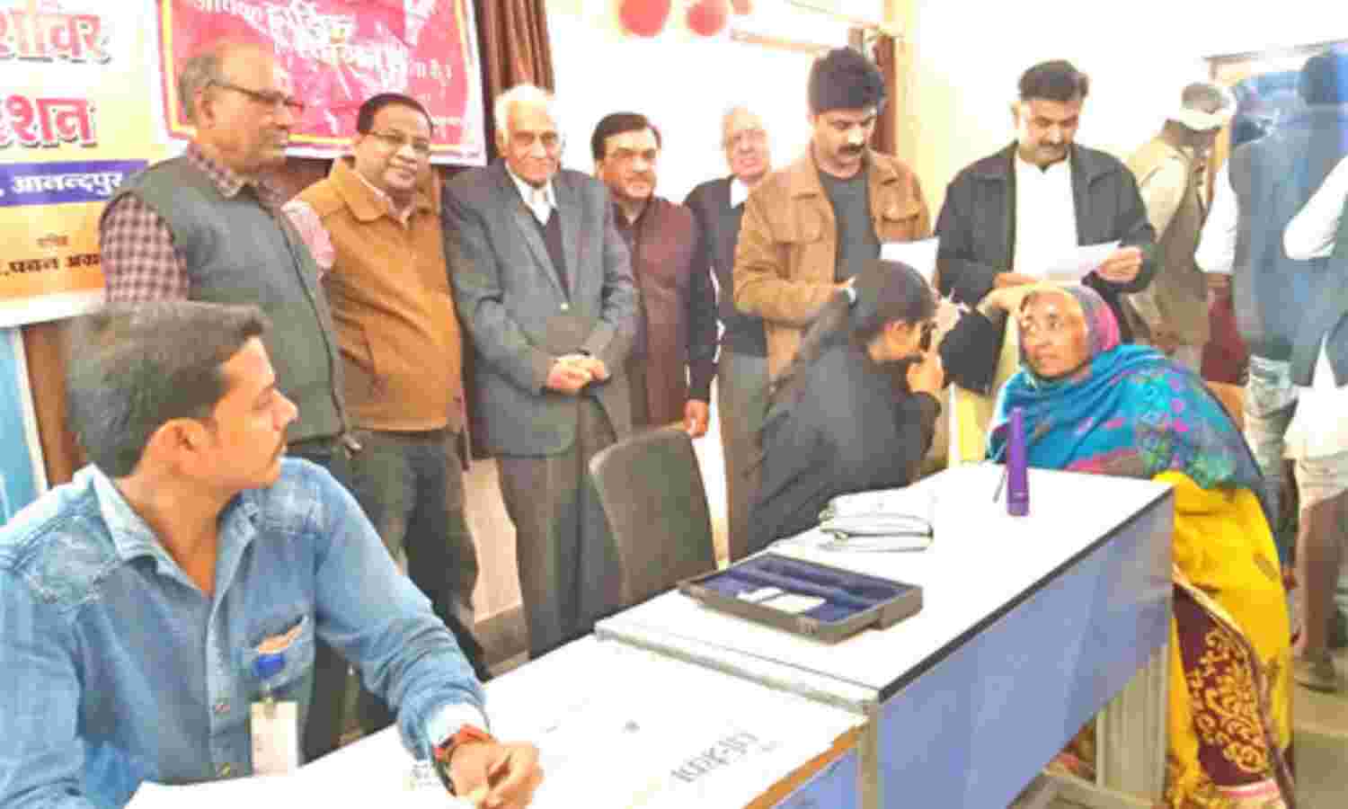 185 मरीजों की हुई जांच, 86 के होंगे मोतियाबिन्द के ऑपरेशन