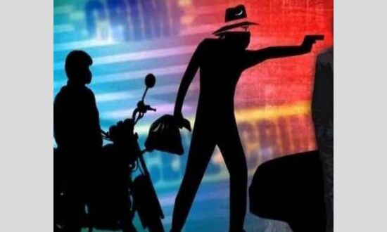 एक्सप्रेस-वे पर ट्रक चालक से लूट, रिपोर्ट दर्ज