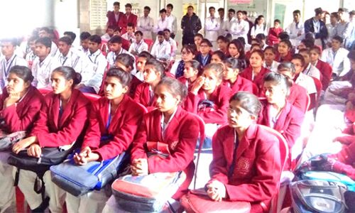 कैंसर से रोज होती हैं 1500 मौतें