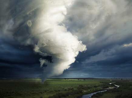 भीषण तूफान में बदला अम्फान, शाह ने ममता को मदद का दिया भरोसा