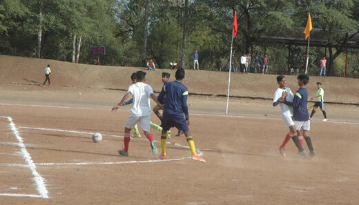 फुटबॉल मेंं राघौगढ़ ने अशोकनगर को हराया