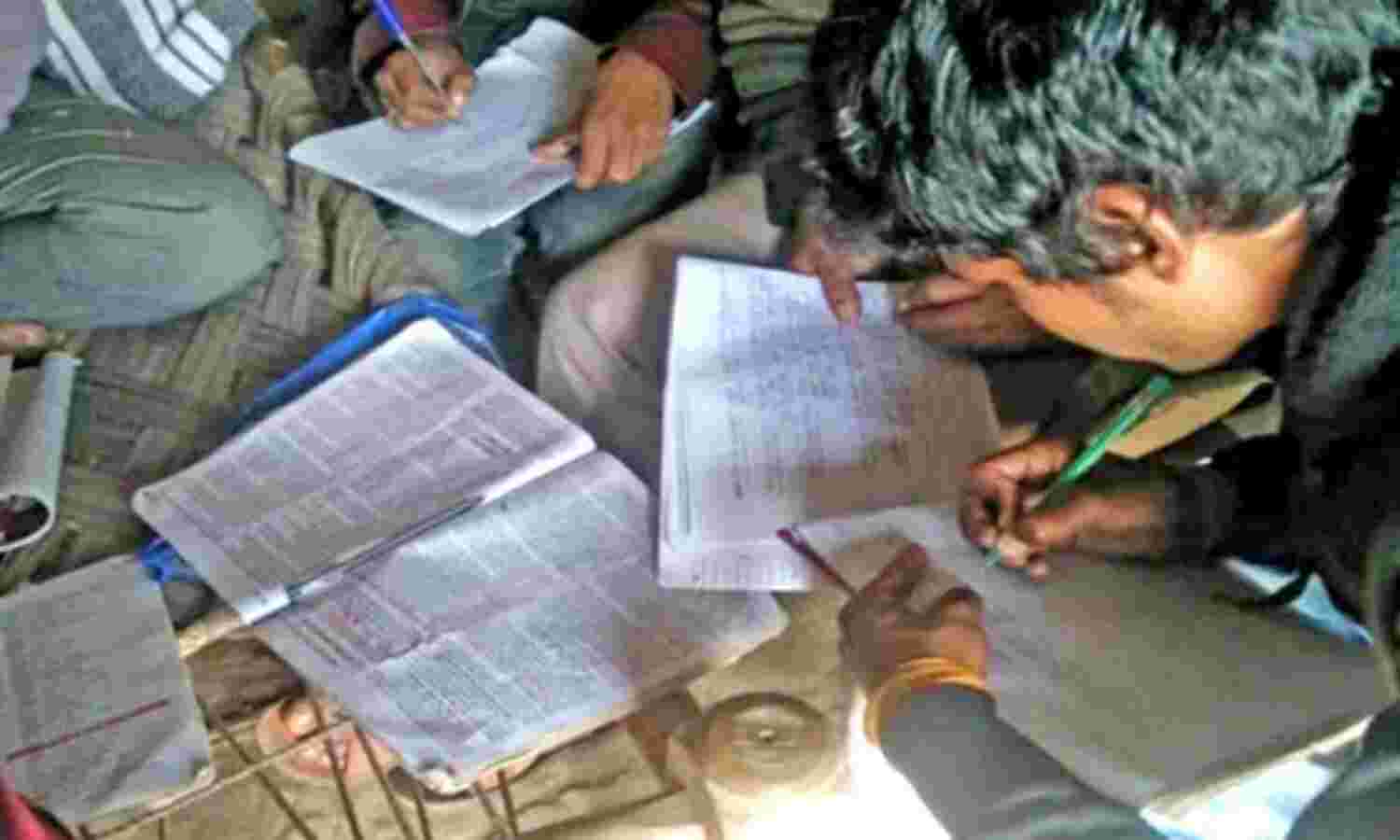 हाईस्कूल हिन्दी परीक्षा में एक मुन्ना भाई सहित तीन नकलची पकड़े