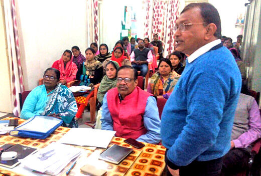 प्रशिक्षण देकर समझाया भ्रूण हत्या बंद हो, बेटी बचाओ, बेटी पढ़ाओ