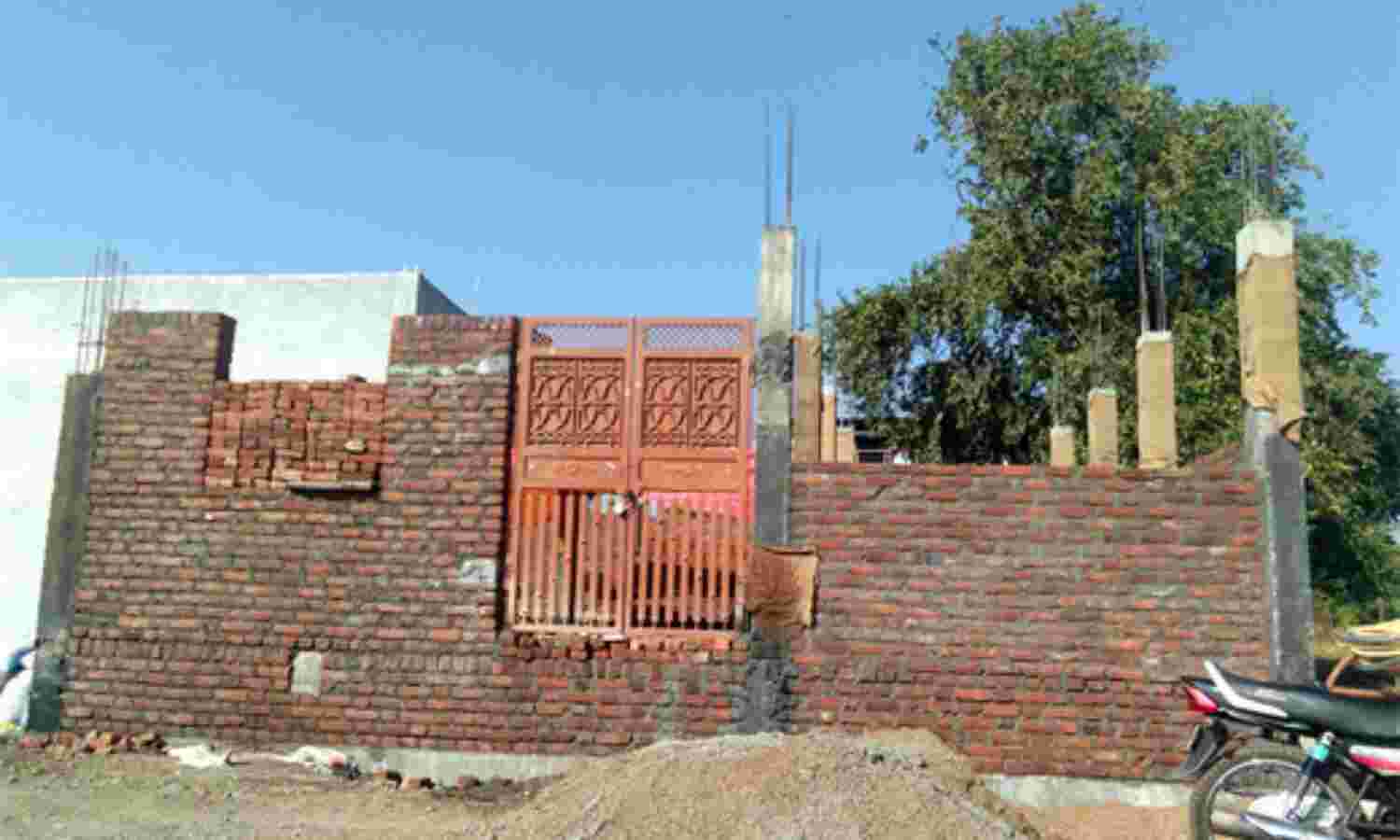 कांग्रेस सरकार में टूटने लगा है अपने घर का सपना, वाकई वक्त है बदलाव का कांग्रेस सरकार में टूटने लगा है अपने घर का सपना, वाकई वक्त है बदलाव का