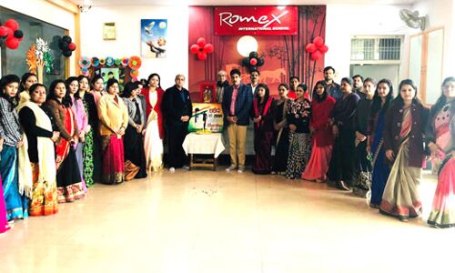 रोमैक्स परिवार ने दी पुलवामा शहीदों को श्रद्धांजलि