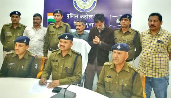 साढ़े 4 लाख की स्मैक के साथ दो पकड़े