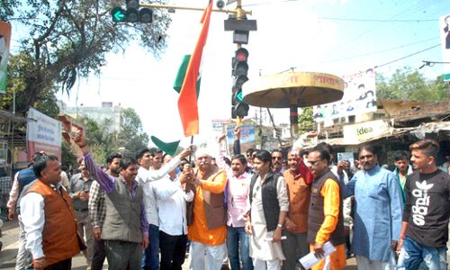 यह देश है वीर जवानों का...