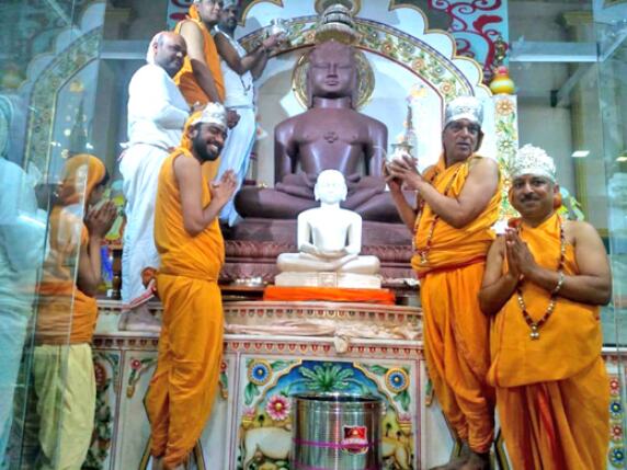 सैनिकों के लिए हुए विशेष शांतिधारा