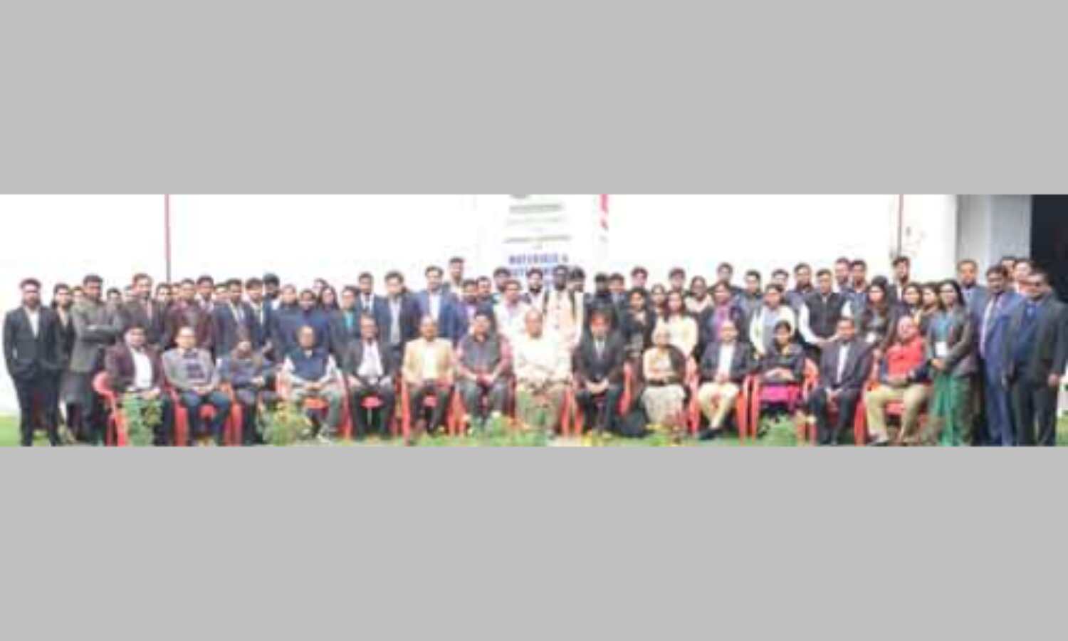 नैनो तकनीक के प्रयोग से रूबरू हुए जीएलए के छात्र