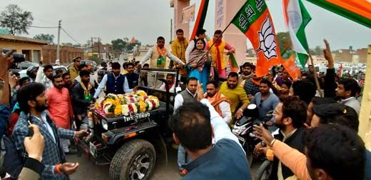 यूपी में 74 से अधिक सीटें जीतने में जुटें कार्यकर्ता: पूनम महाजन