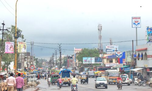 मौसम का बार-बार बदल रहा मिजाज