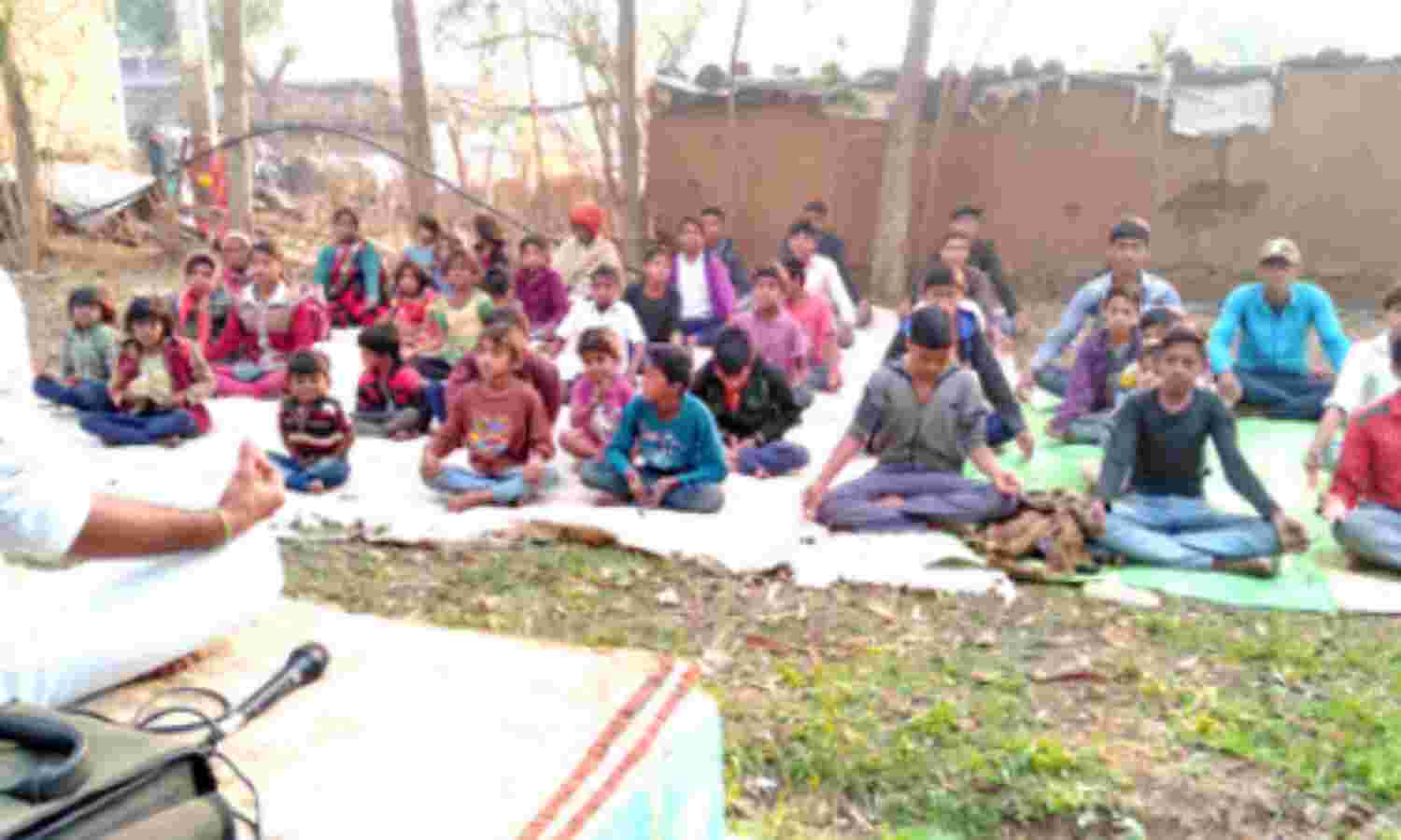 पहले कराया गया योग, फिर रैली निकालकर किया लोगों को जागरुक पहले कराया गया योग, फिर रैली निकालकर किया लोगों को जागरुक