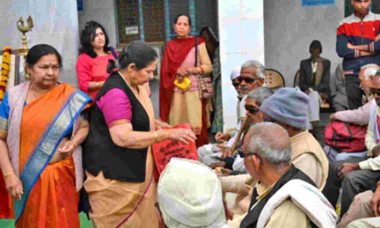 प्रकृति ने जीव को दिया दृष्टि अमूल्य उपहार : बाबा बलरामदास