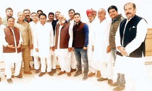 पूर्व विधायक बसपा छोड़ कांगेस में शामिल