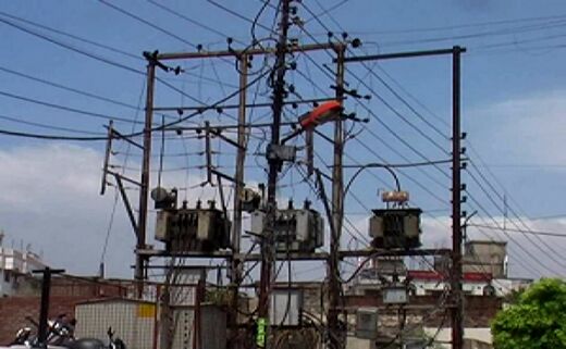 दिन भर अंधेरे में रहा पूरा शहर