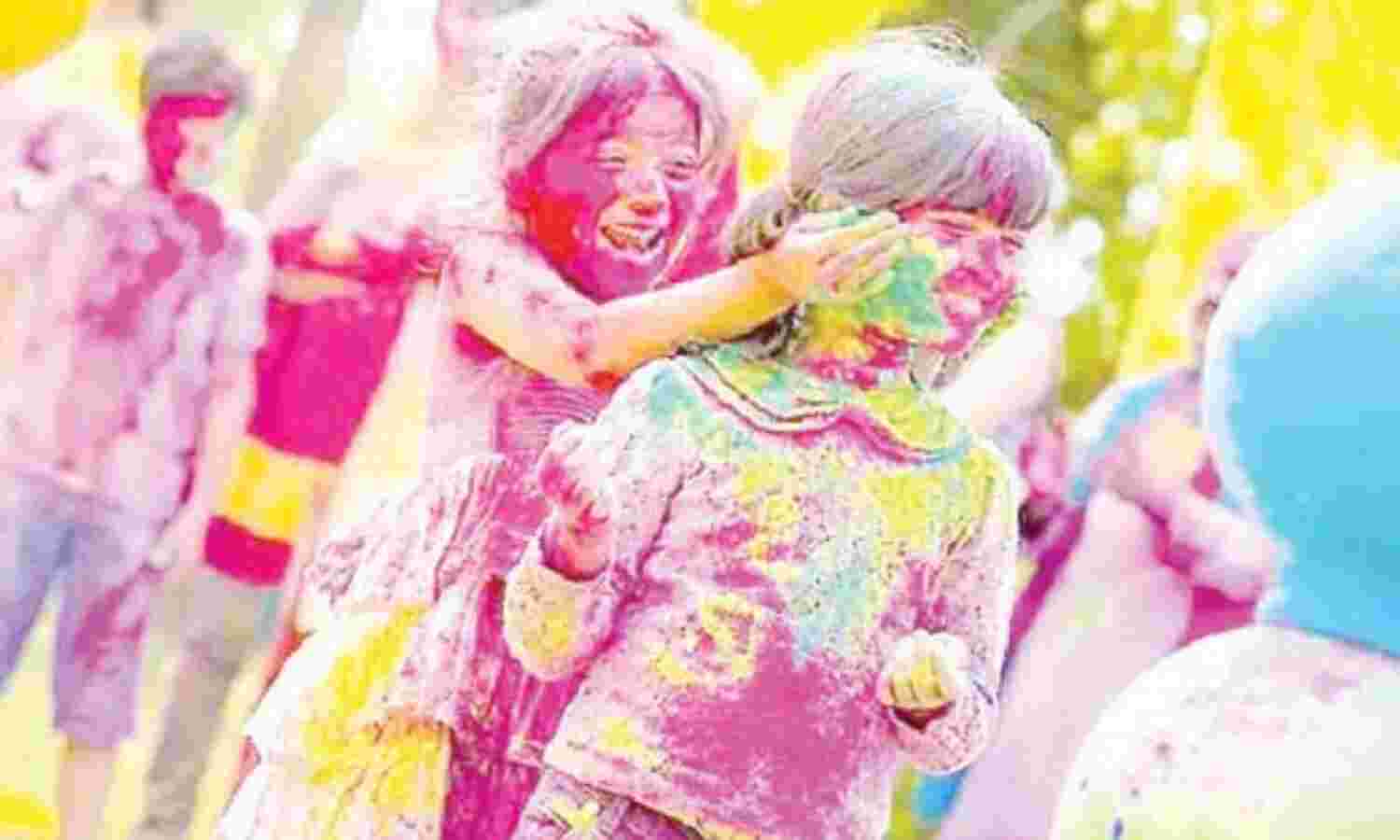 रंगों में मिले खतरनाक रसायन, होली में रखें सावधानी