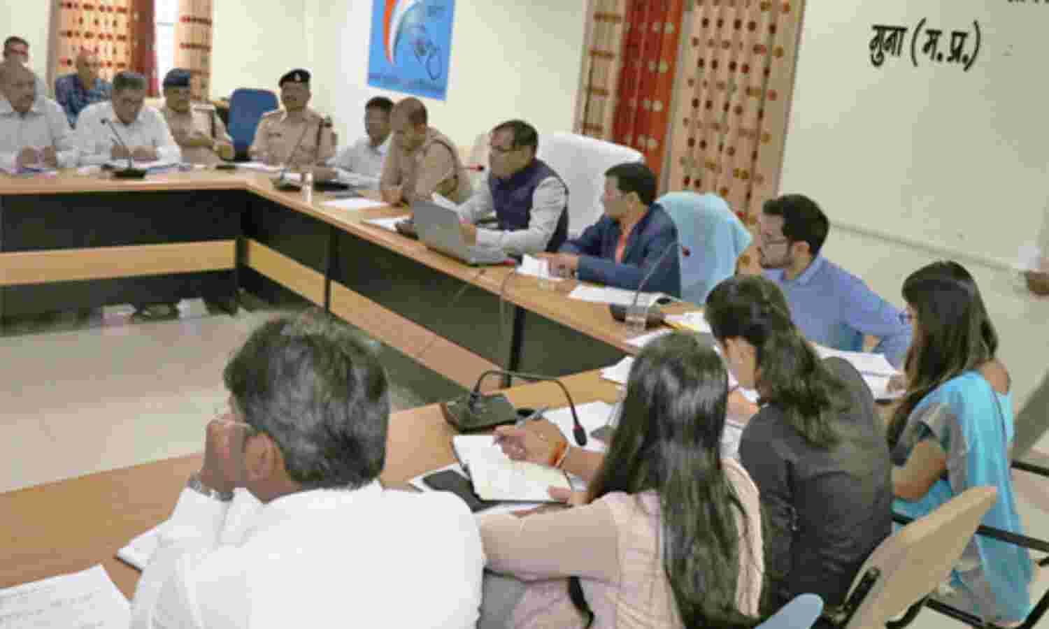 पांच दिन में जमा कराएं शस्त्र: लाक्षाकार