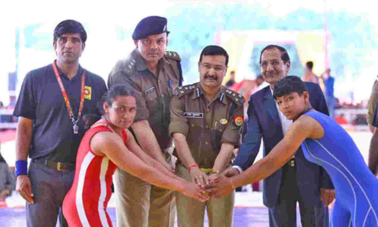 श्री दाऊजी दंगल में महिला व पुरूषों ने क्वार्टर फाइनल के लिए दिखाया दमखम