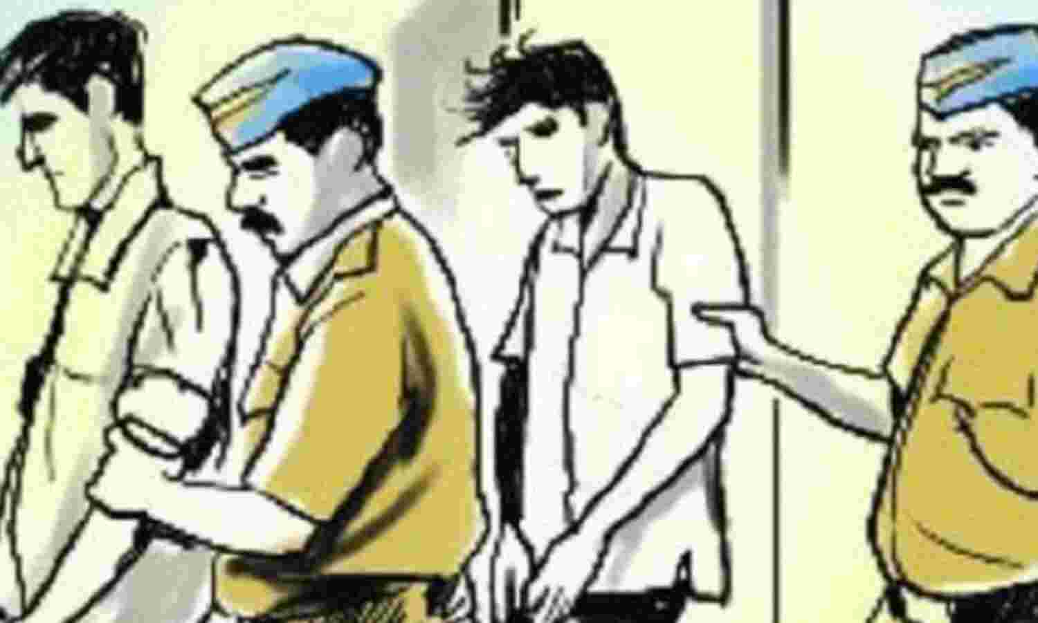 दरी के गोदाम में आए थे चोरी करने, दबोचे