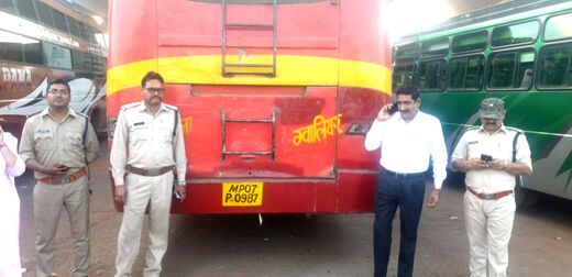 ग्वालियर-शिवपुरी की बसों पर 51 लाख से अधिक बकाया कर निकाला