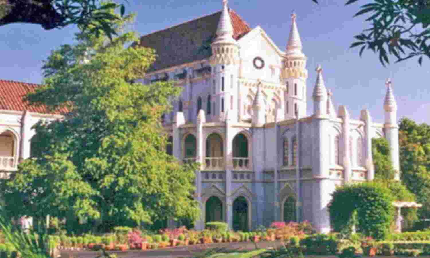 अन्य पिछड़ा वर्ग को 27 प्रतिशत आरक्षण देने के फैसले पर रोक