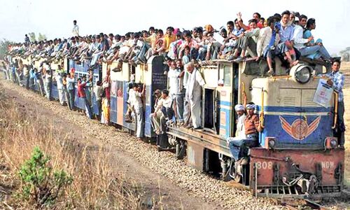 नैरोगेज को ब्राडगेज में बदलने नहीं मिली जमीन, अटका मामला