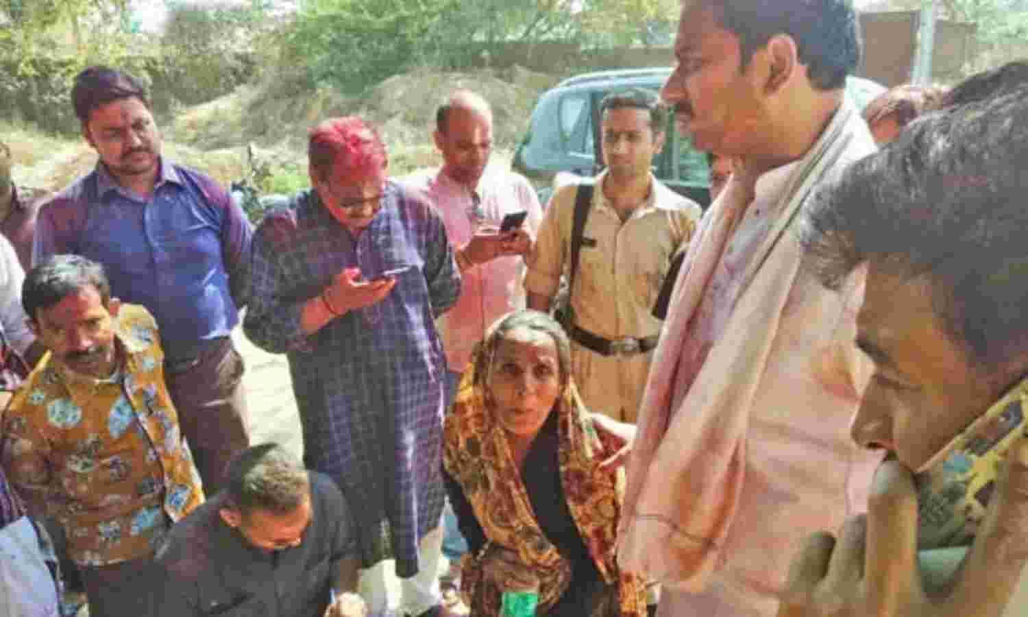 होली पर विधायक पाठक की दरियादिली