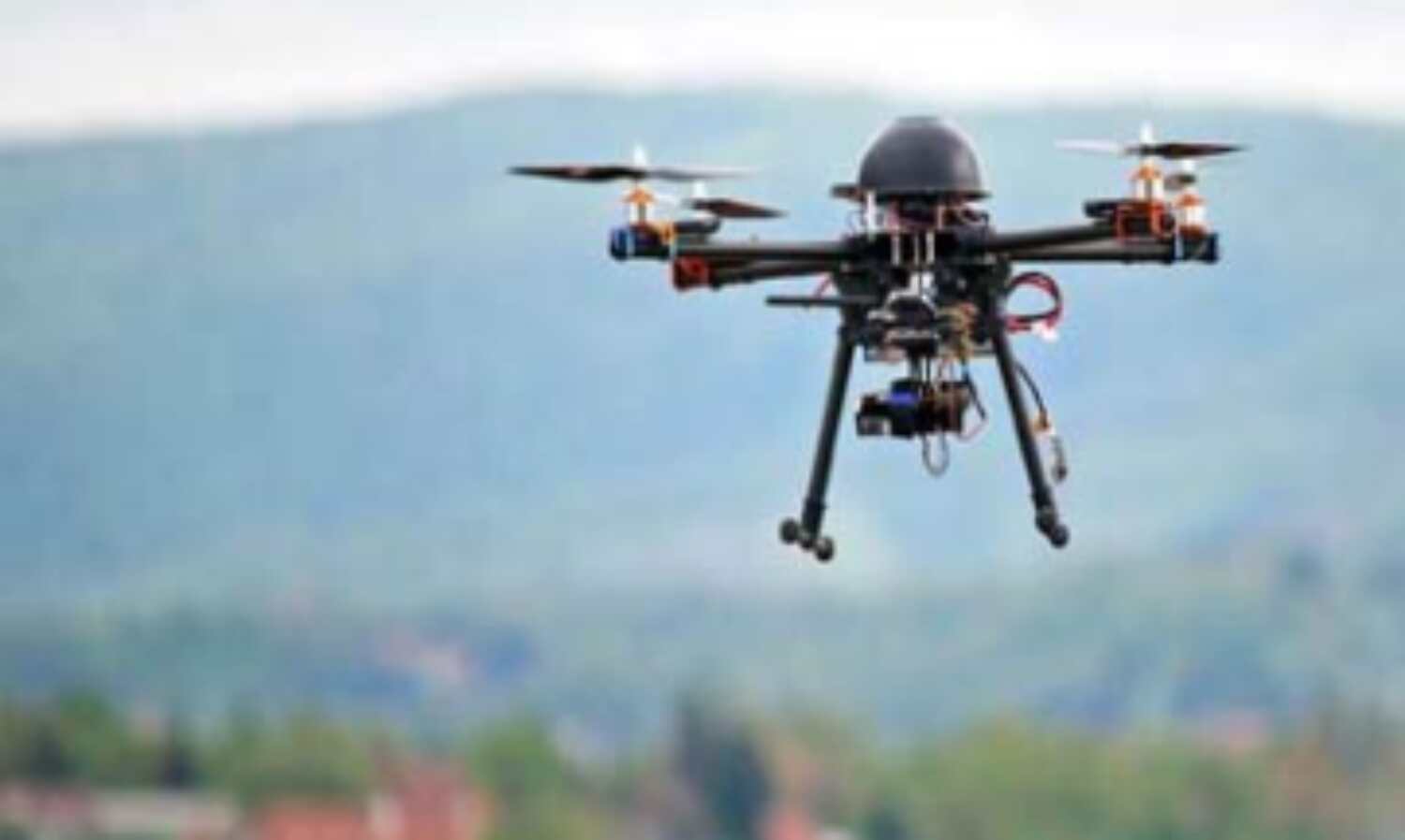 अब फतेहपुर सीकरी में उड़ा ड्रोन