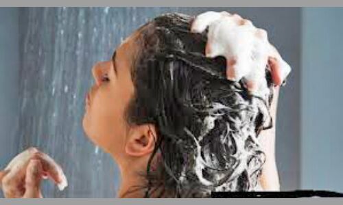 महिलाओं को गुरुवार के दिन नहीं धोने चाहिए अपने बाल