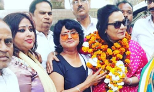 इंतजार करते रहे कांग्रेसी, नहीं पहुंचीं प्रत्याशी इंतजार करते रहे कांग्रेसी, नहीं पहुंचीं प्रत्याशी