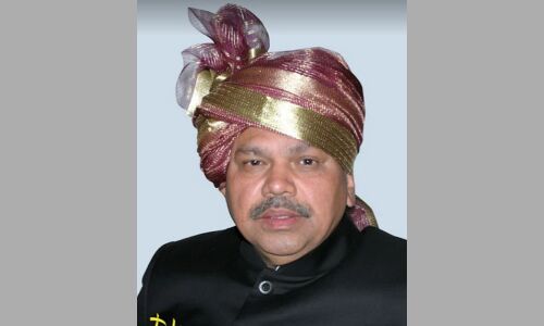 कांग्रेस से चुनाव लड़ेंगे कद्दावर नेता महेश पाठक कांग्रेस से चुनाव लड़ेंगे कद्दावर नेता महेश पाठक