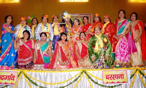 ऐसी होरी तोय खिलाऊँ, दूध छटी को याद कराऊँ ऐसी होरी तोय खिलाऊँ, दूध छटी को याद कराऊँ