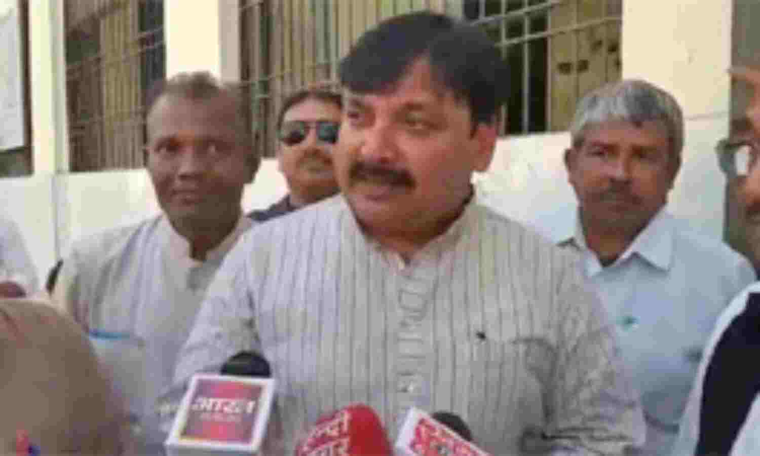 भाजपा पर जमकर बरसे कांग्रेस प्रवक्ता भाजपा पर जमकर बरसे कांग्रेस प्रवक्ता