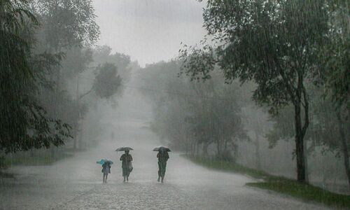 मौसम ने फिर बदली करवट