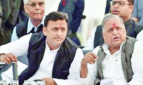 सर्वोच्च न्यायालय ने सीबीआई से मुलायम अखिलेश के खिलाफ जांच की रिपोर्ट मांगी सर्वोच्च न्यायालय ने सीबीआई से मुलायम अखिलेश के खिलाफ जांच की रिपोर्ट मांगी