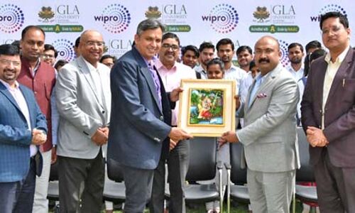 विप्रो के वाइस प्रेसीडेंट से रूबरू हुए जीएलए विवि के विद्यार्थी विप्रो के वाइस प्रेसीडेंट से रूबरू हुए जीएलए विवि के विद्यार्थी