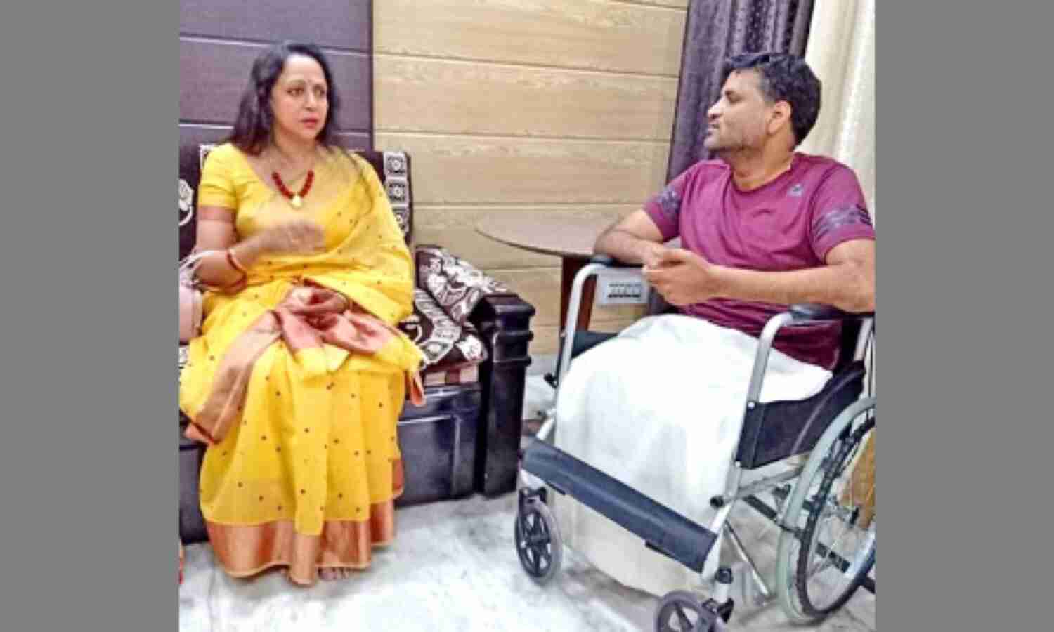 भाजपा नेता सिद्धार्थ लोधी के घर पहुंची हेमामालिनी