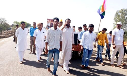 विश्व शांति की कामना से हुईं शांतिधारा