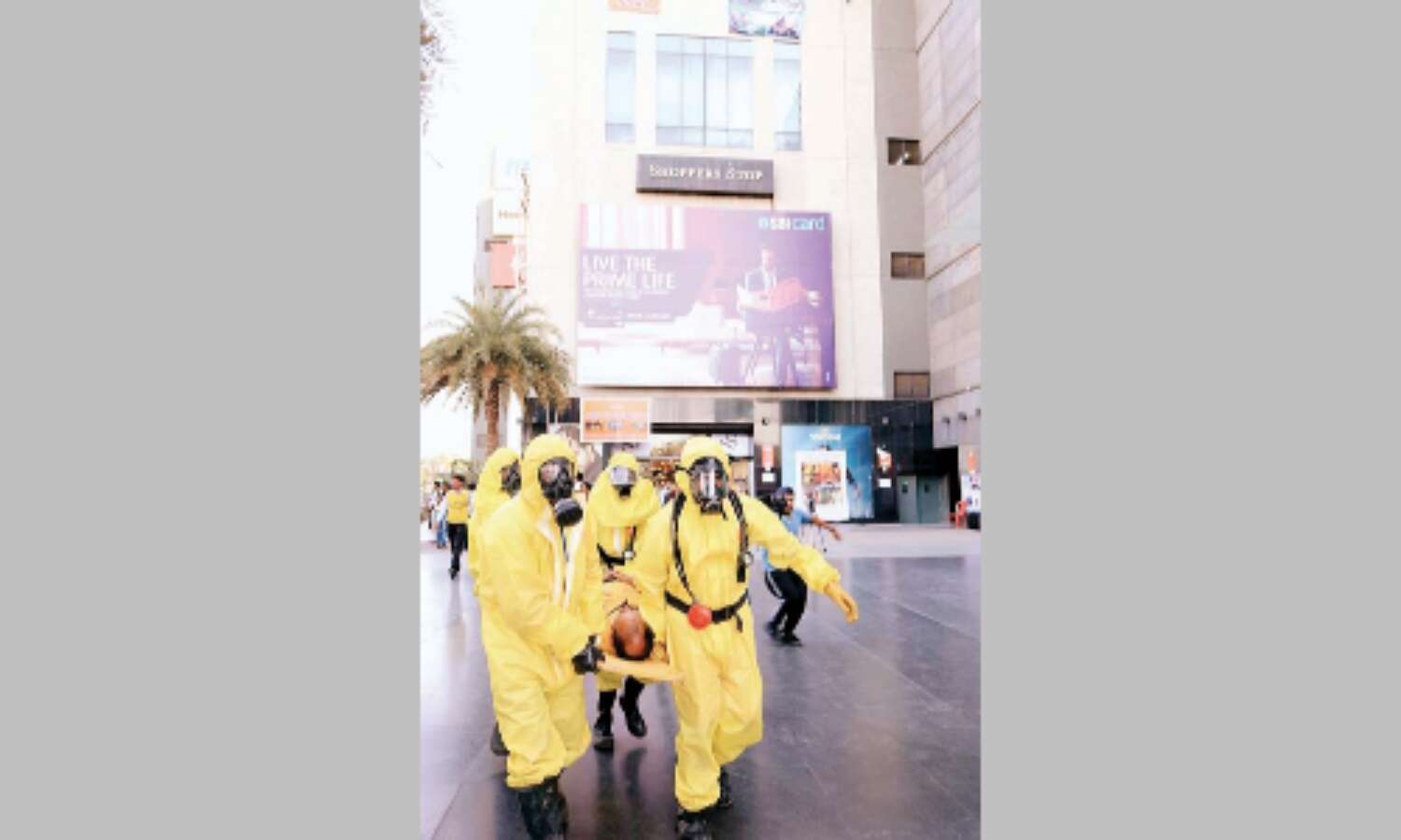 एनडीआरएफ जवानों का जोशीला प्रदर्शन, घायलों को साठ फुट ऊंचाई से सुरक्षित उतारा