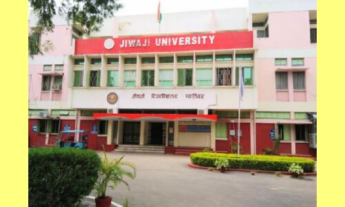 8 कश्मीरी छात्रों पर कार्रवाई, चहेते 22 शोधार्थियों को बचाया