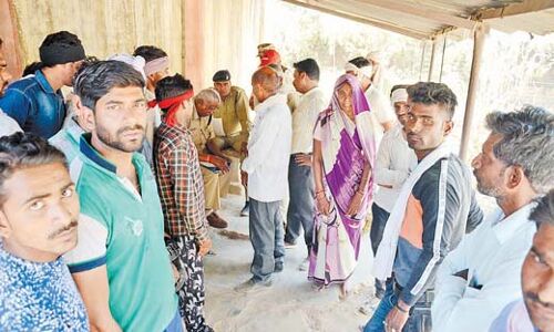 दो लोगों ने फांसी लगाकर की जीवन लीला समाप्त