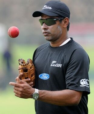 श्रीलंका के नए गेंदबाज कोच बनें चामिंडा वास