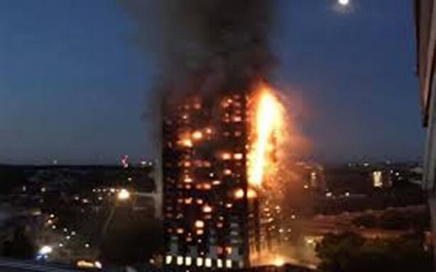 लंदन के अपार्टमेंट में लगी भीषण आग, कई लोगों के मारे जाने आशंका