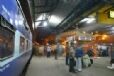 रेलवे स्टेशनों पर प्लेटफार्म टिकटों की विक्री पर लगी रोक
