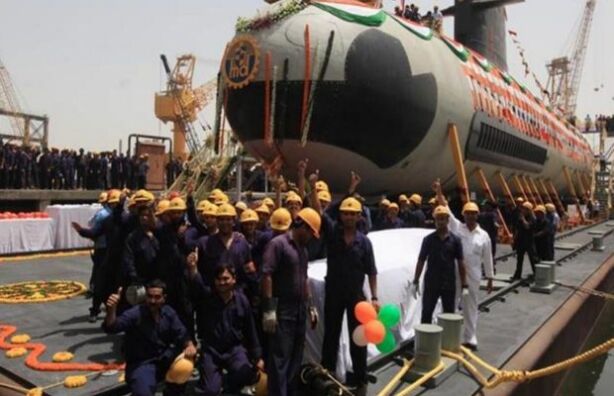 भारतीय नौसेना की स्कोर्पियन सबमरीन से जुड़ा खुफिया डाटा लीक,  रक्षा मंत्री ने जताई चिंता